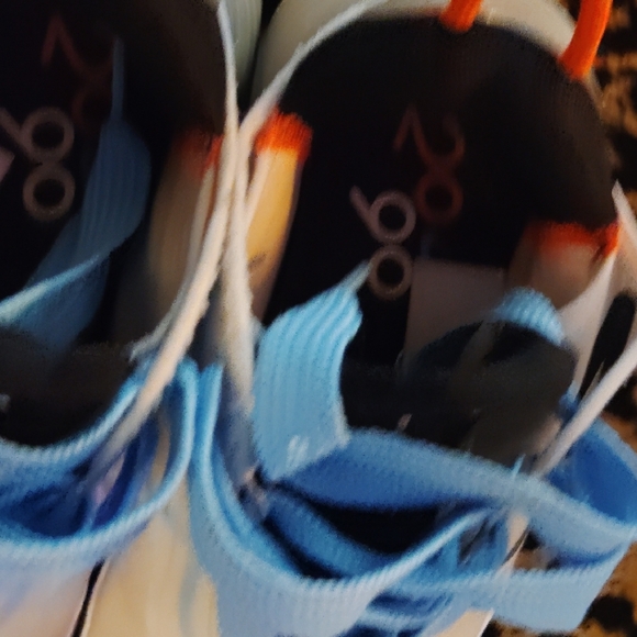 Nike White and Blue Sneakers with Chunky Sole - Picture 4 of 12